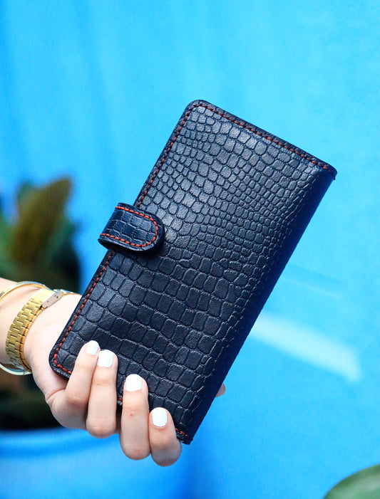 Black (croco-embossed) purse